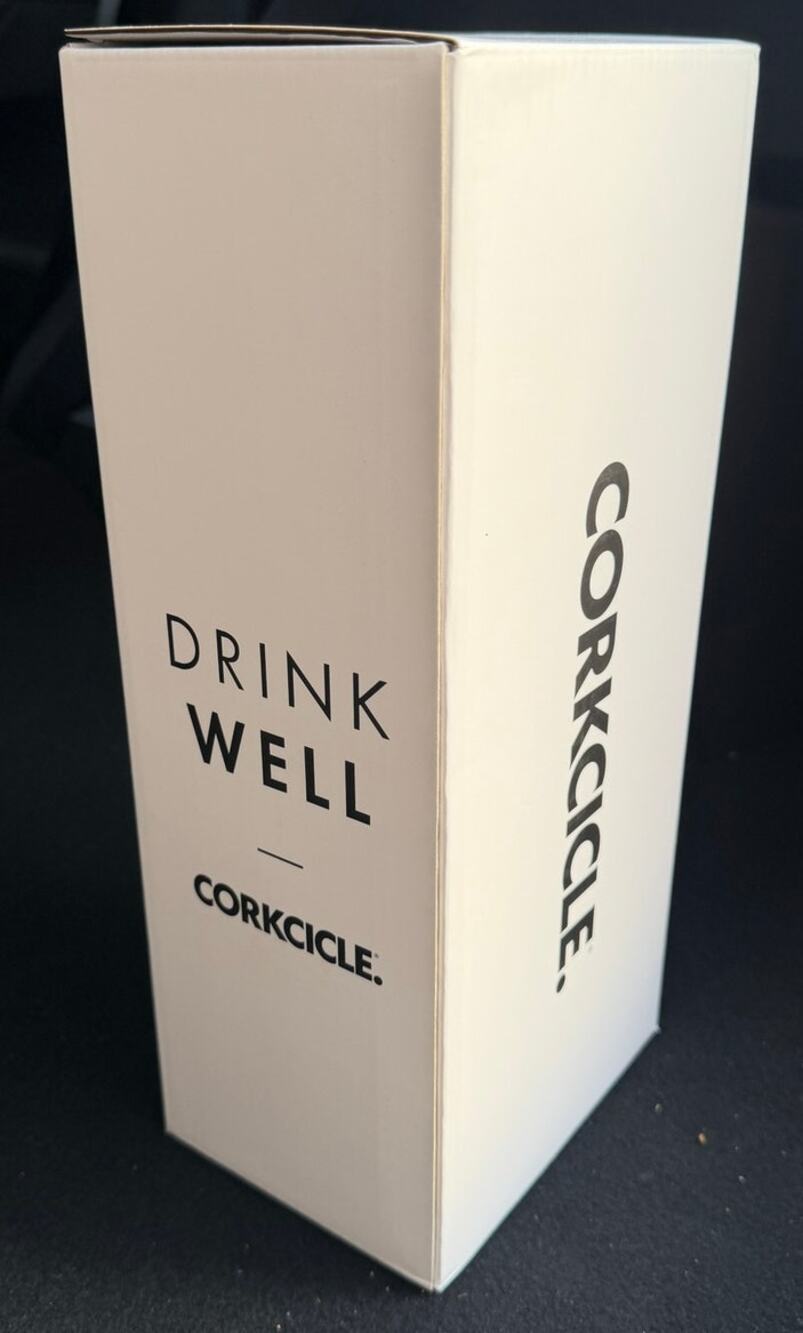 CORKCICLE Leakproof Cruiser 40oz Gloss Chocolate Milk New Box Wear